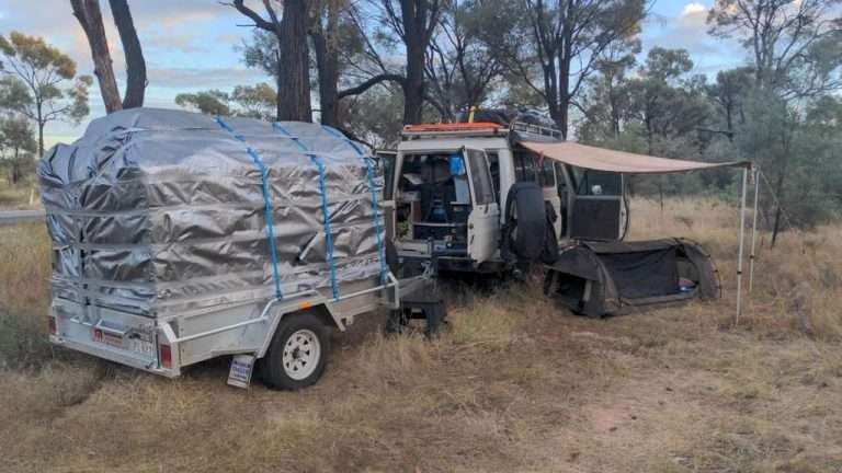 troopy-trailer-swag-camp